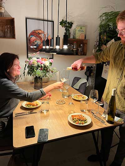 Spätburgunder trocken einschenken, Kundenfoto Spätburgunder trocken einschenken, Kundenfoto