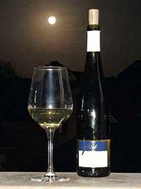 Kundenfoto Riesling trocken vor Vollmond Kundenfoto Riesling trocken vor Vollmond